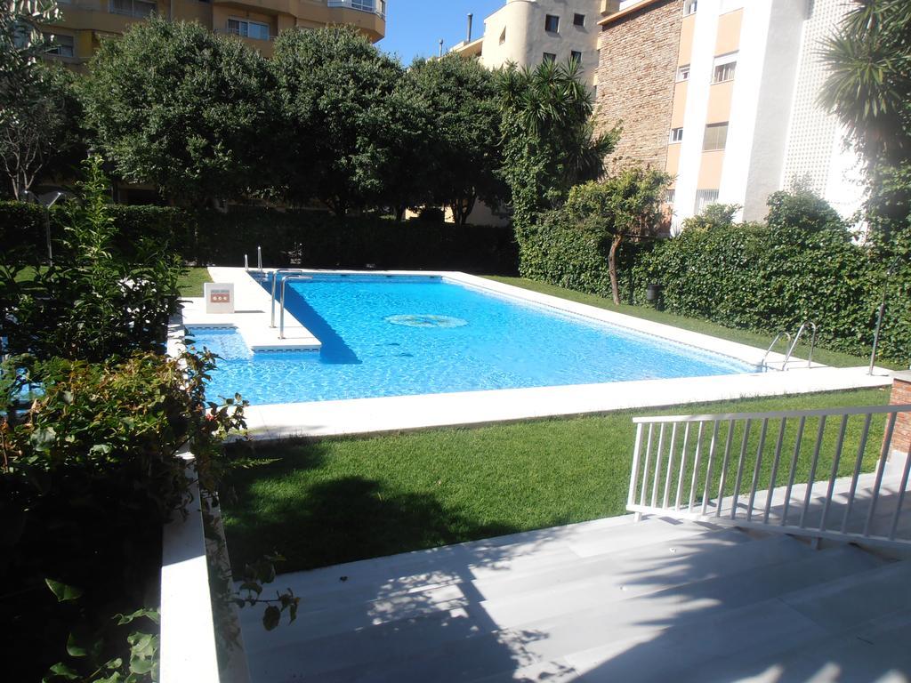 Apartamento Euromar 2 Playa Fontanilla Marbella Buitenkant foto